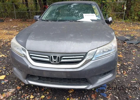 2014 Honda Accord Hybrid Touring z USA, uszkodzony, nr VIN 1HGCR6F7XEA001329